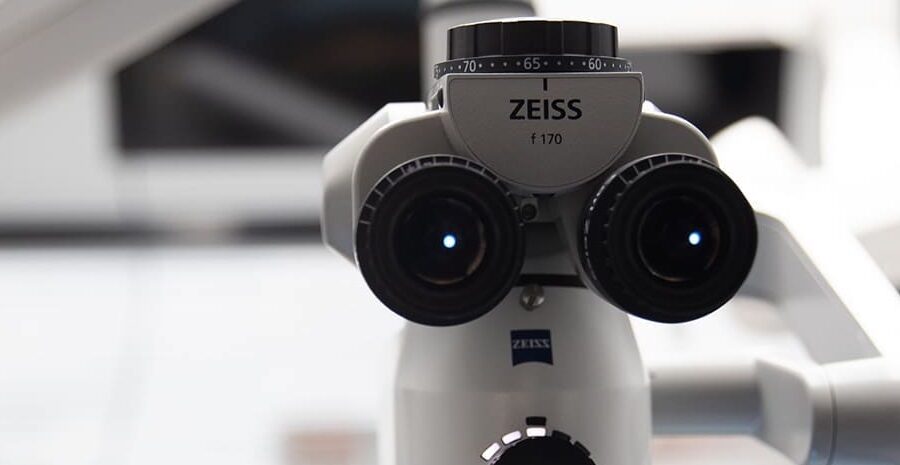 Chirurgie sub optica Zeiss: